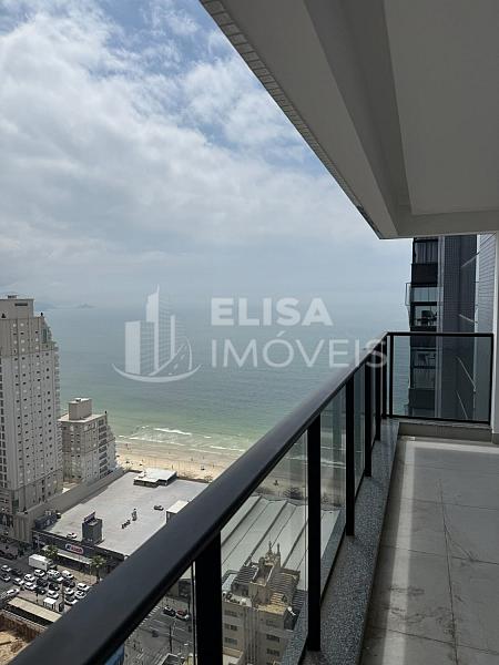 Apartamento com vista mar incr�vel e condi��o facilitada em Meia Praia, Itapema! 1