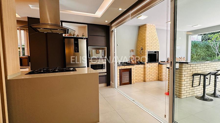 Casa com área de festas e 4 quartos — foto 12