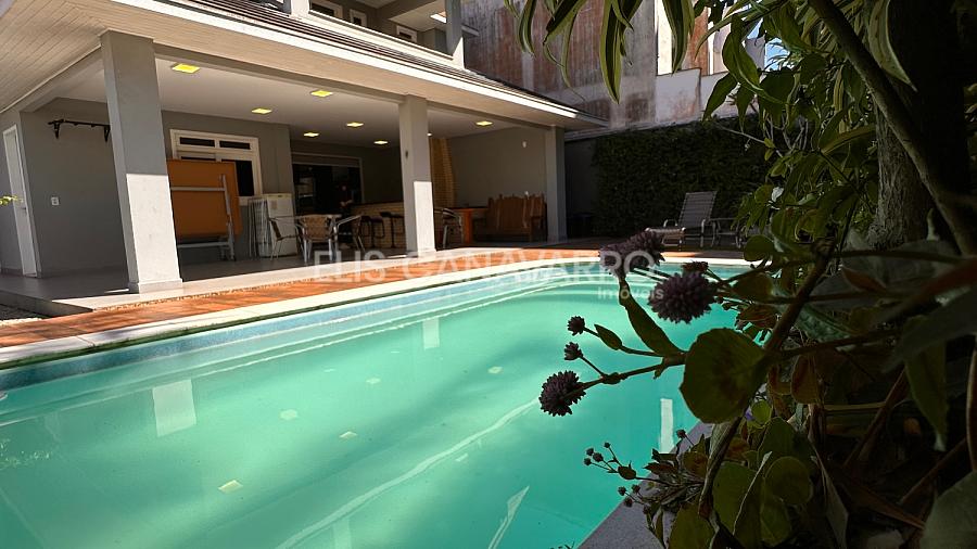 Casa com área de festas e 4 quartos — foto 7