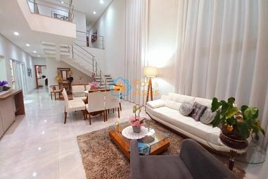 Casa em Condomínio San Pietro.