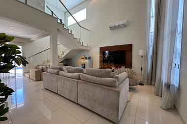 Casa á venda Condomínio Portal da Colina.