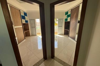 Casa a venda no PQ Universitário