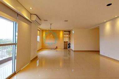 Apartamento á venda Centro.