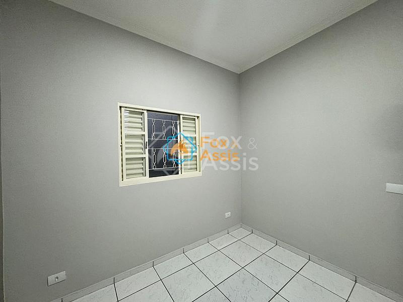 Casa 2 dormitórios sendo 1 Suíte. — foto 14