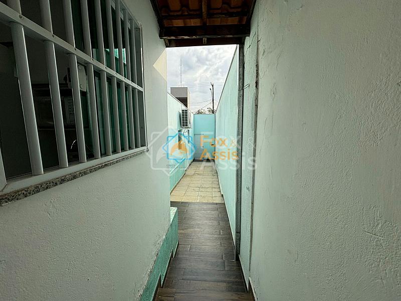 Salão comercial a venda com casa nos fundos — foto 4