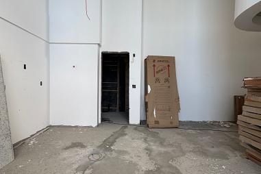 Apartamento Duplex com 4 suítes na Beira Rio