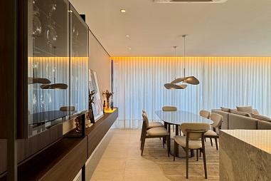 Apartamento com 3 Suítes, quadra mar, mobiliado e equipado