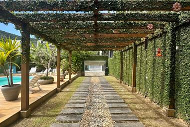 Terreno com construção auxiliar de 325 m² na Ressacada em Itajaí