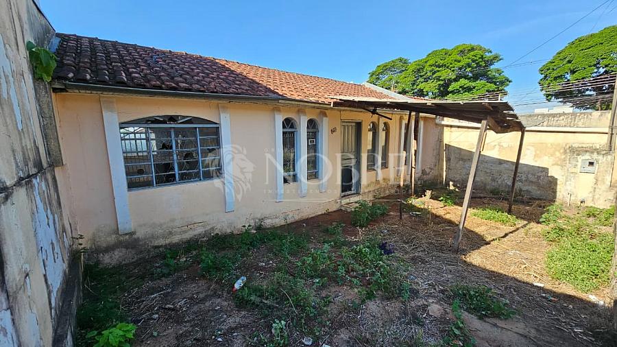 Casa com 3 quartos à venda, 194m², 1 banheiro - Vila Morangueira - Maringá — foto 3