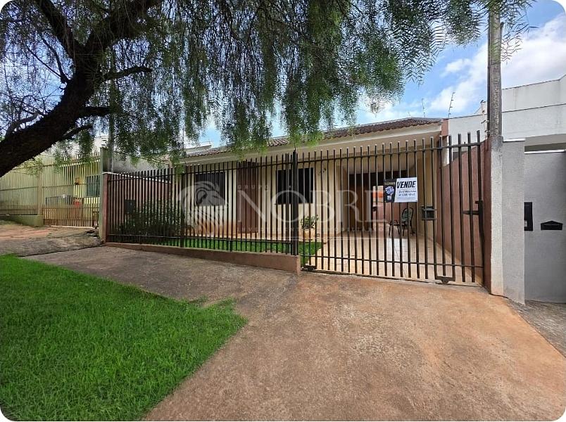 Casa bem localizada no Jardim T�quio 1