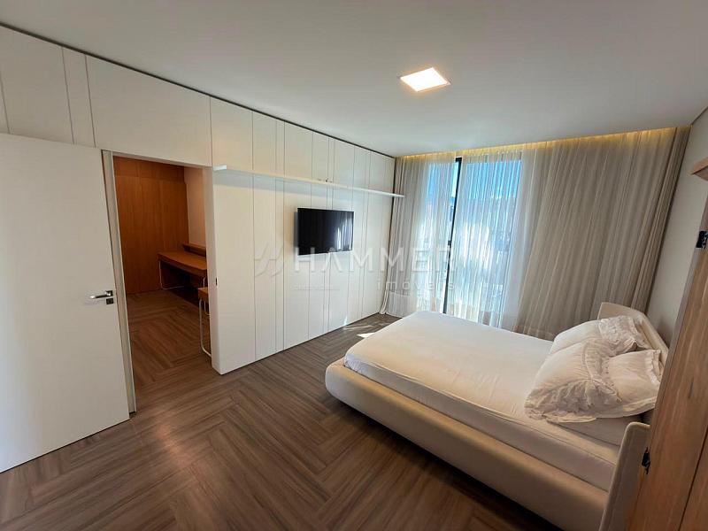Casa com 3 su�tes Royal Garden 8