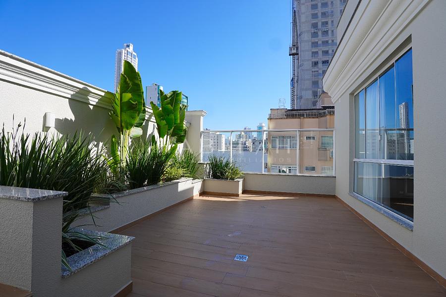 Apartamento � venda no Centro de Balne�rio Cambori� | La Belle Tour Residence 44