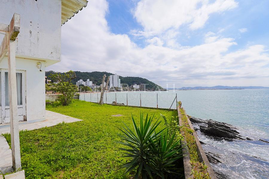 Casa frente mar � venda em Cabe�udas | Itaja� 4
