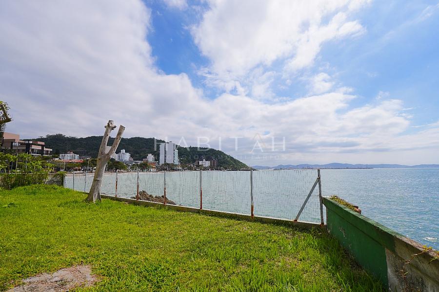 Casa frente mar � venda em Cabe�udas | Itaja� 6