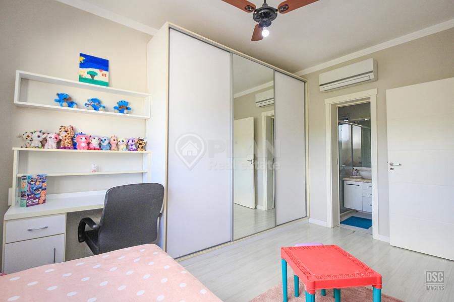 CASA RESIDENCIAL em Porto Alegre - Rio Grande do Sul, Sarandi 35