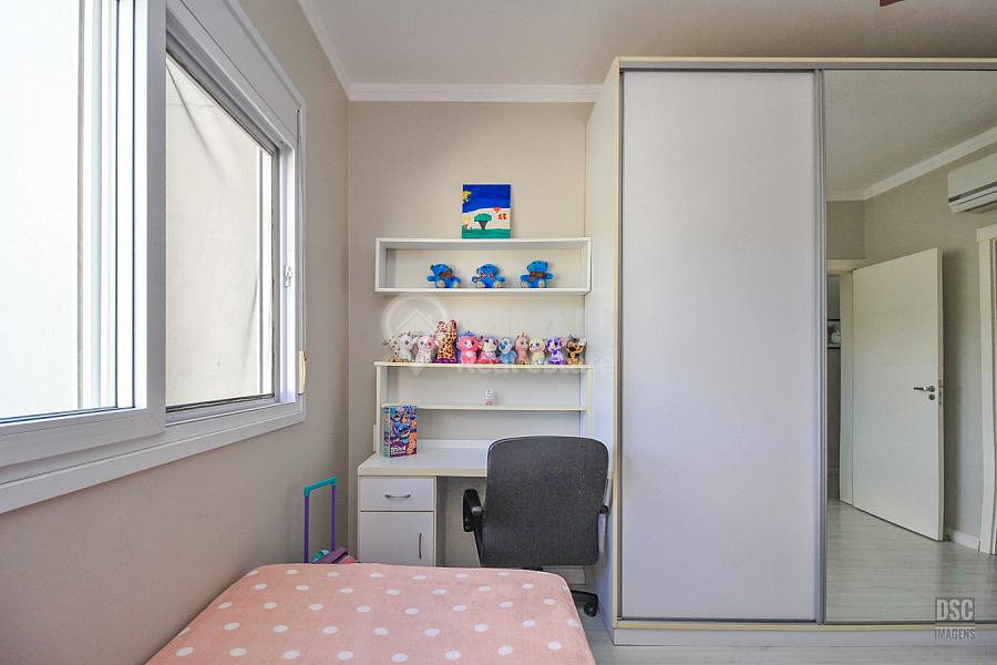 CASA RESIDENCIAL em Porto Alegre - Rio Grande do Sul, Sarandi 36