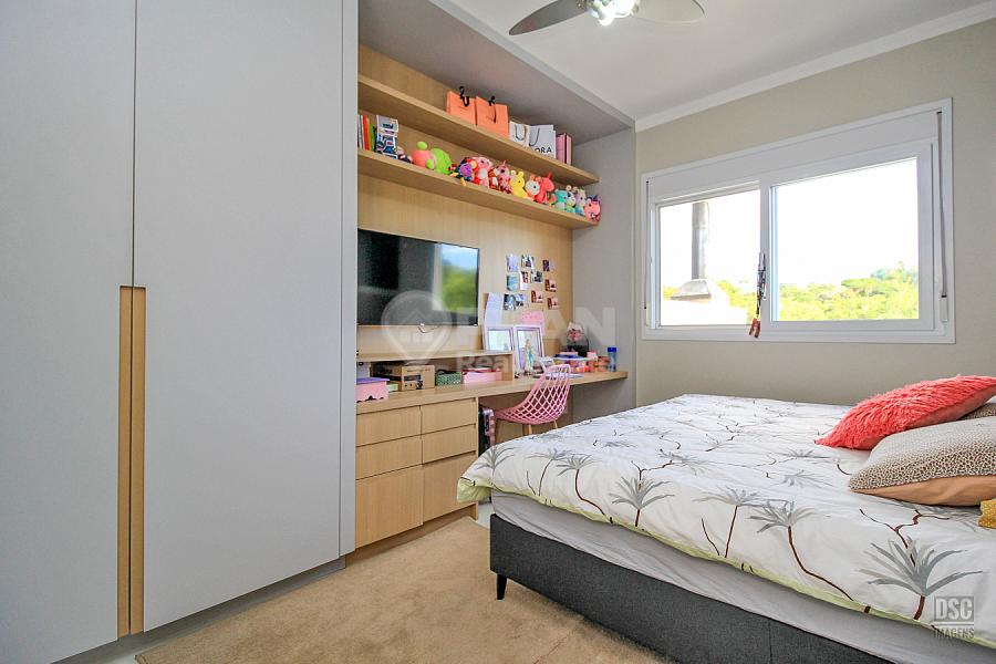 CASA RESIDENCIAL em Porto Alegre - Rio Grande do Sul, Sarandi 42