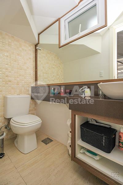 CASA RESIDENCIAL em Porto Alegre - Rio Grande do Sul, Sarandi 56
