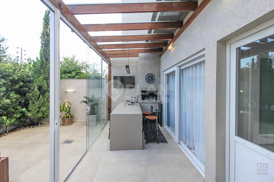 CASA RESIDENCIAL em Porto Alegre - Rio Grande do Sul, Sarandi 59