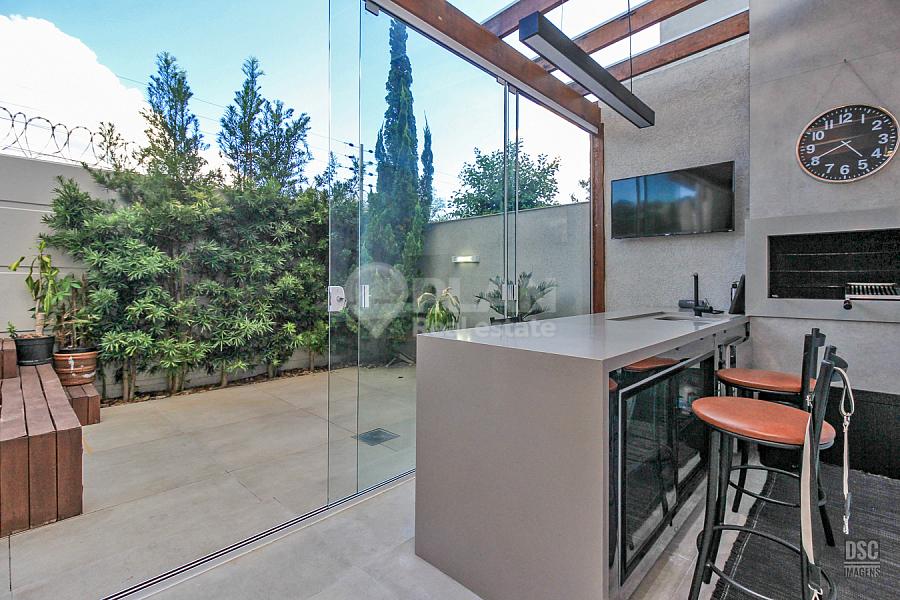 CASA RESIDENCIAL em Porto Alegre - Rio Grande do Sul, Sarandi 63