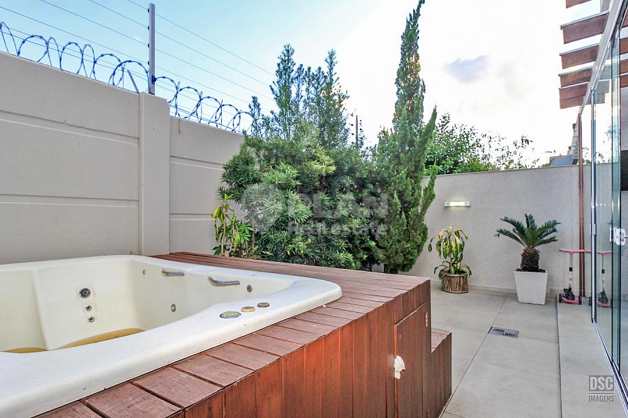 CASA RESIDENCIAL em Porto Alegre - Rio Grande do Sul, Sarandi 67