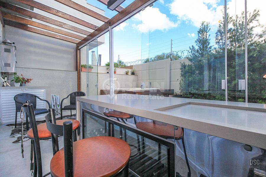 CASA RESIDENCIAL em Porto Alegre - Rio Grande do Sul, Sarandi 77