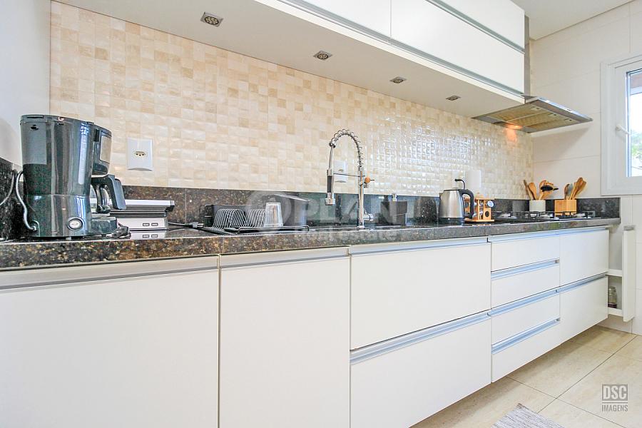 CASA RESIDENCIAL em Porto Alegre - Rio Grande do Sul, Sarandi 84