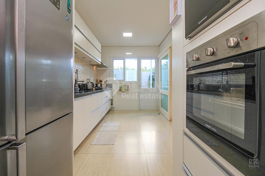CASA RESIDENCIAL em Porto Alegre - Rio Grande do Sul, Sarandi 91