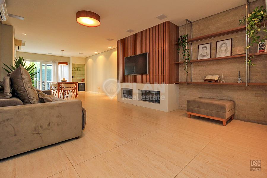 CASA RESIDENCIAL em Porto Alegre - Rio Grande do Sul, Sarandi 93