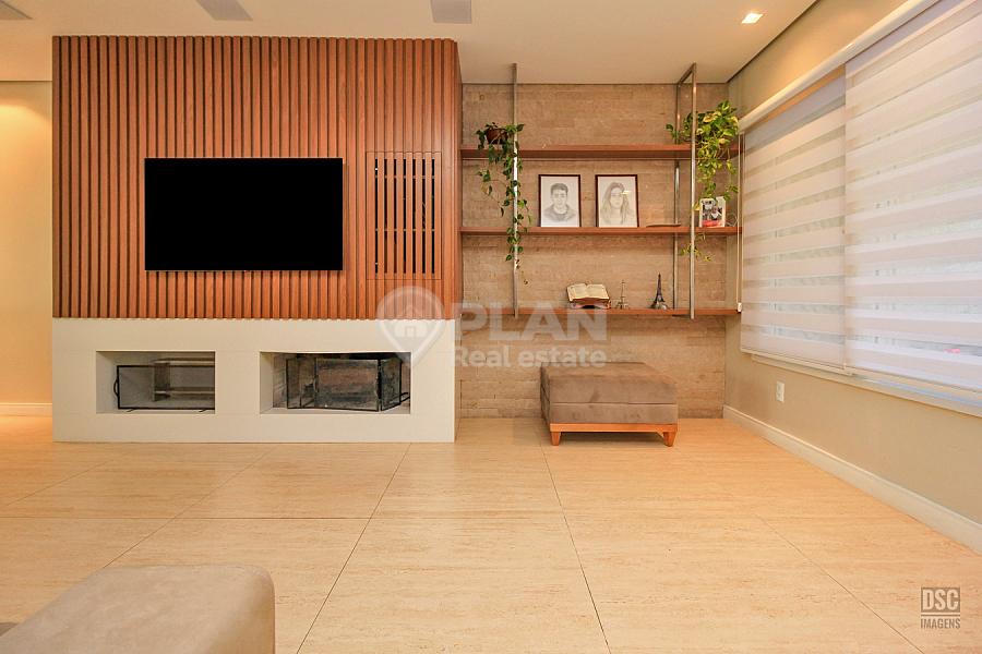 CASA RESIDENCIAL em Porto Alegre - Rio Grande do Sul, Sarandi 95
