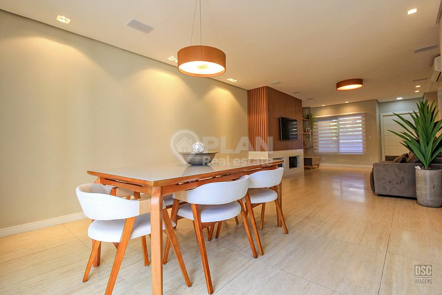 CASA RESIDENCIAL em Porto Alegre - Rio Grande do Sul, Sarandi 100