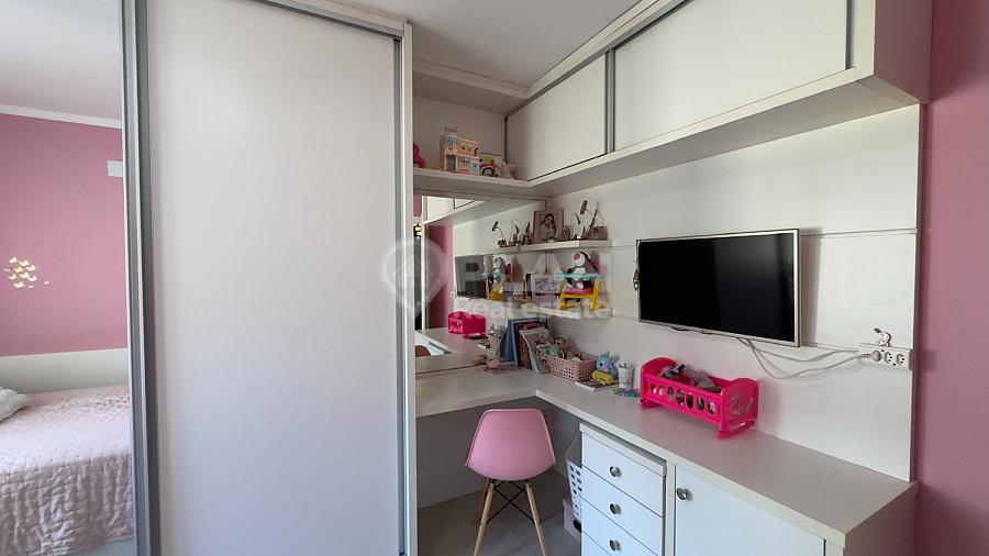 CASA RESIDENCIAL em Porto Alegre - Rio Grande do Sul. 20