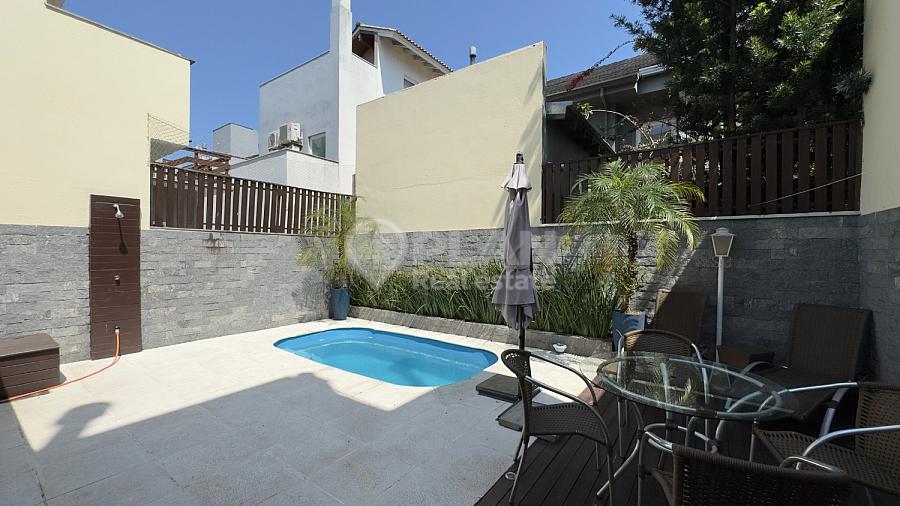 CASA RESIDENCIAL em Porto Alegre - Rio Grande do Sul. 21
