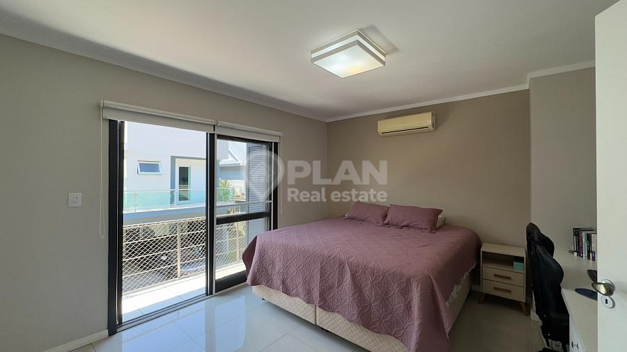 CASA RESIDENCIAL em Porto Alegre - Rio Grande do Sul. 23