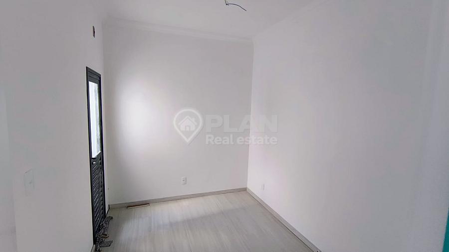 Casa Nova � venda no Parque Santa F�. 2