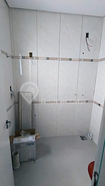 Casa Nova � venda no Parque Santa F�. 5