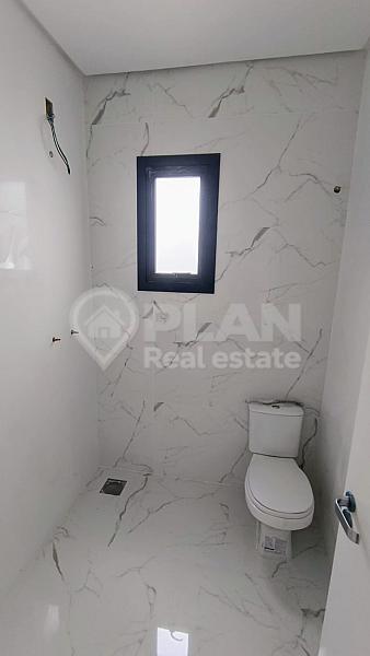 Casa Nova � venda no Parque Santa F�. 2