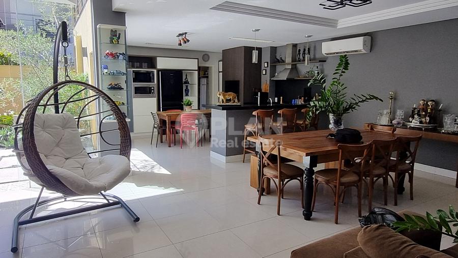 https://www.silvanozanini.com.br/imovel/casa-em-condominio-no-iguacu-porto-alegre-ecoville-3-quartos-4-garagens 4