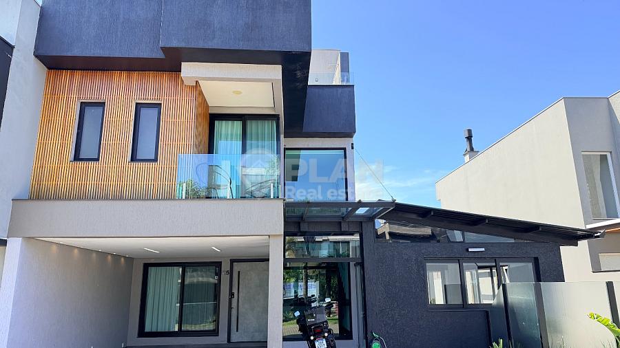 Casa em dois terrenos no Reserva Ecoville | 4 su�tes, mobiliada e com piscina 2