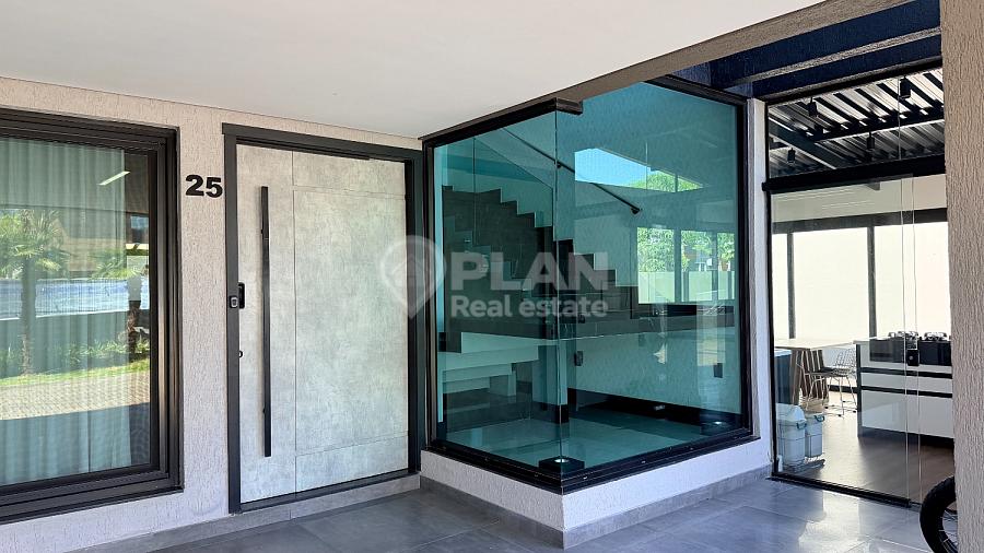 Casa em dois terrenos no Reserva Ecoville | 4 su�tes, mobiliada e com piscina 4