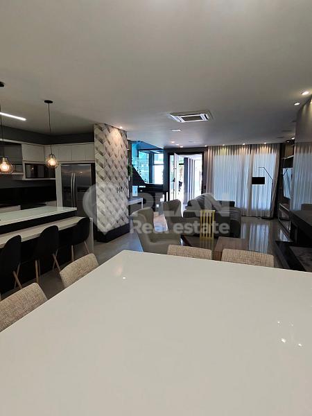 Casa em dois terrenos no Reserva Ecoville | 4 su�tes, mobiliada e com piscina 54