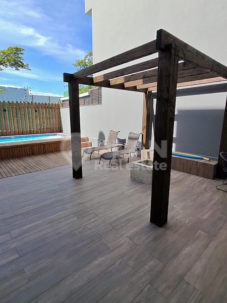 Casa em dois terrenos no Reserva Ecoville | 4 su�tes, mobiliada e com piscina 56