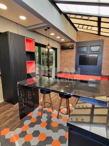 Casa em dois terrenos no Reserva Ecoville | 4 su�tes, mobiliada e com piscina 60