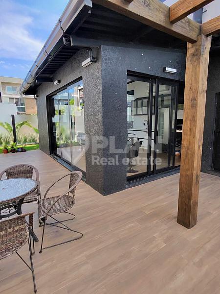 Casa em dois terrenos no Reserva Ecoville | 4 su�tes, mobiliada e com piscina 62