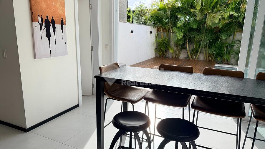 Casa mobiliada no Reserva Ecoville: 3 su�tes e piscina aquecida com deck retr�til 3
