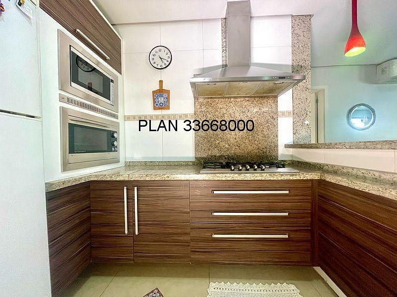 Casa na Avenida Ecoville em Condom�nio com Infra com 04 dormit�rios sendo duas su�tes. 19