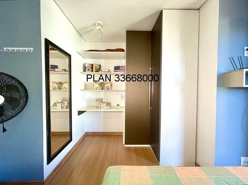 Casa na Avenida Ecoville em Condom�nio com Infra com 04 dormit�rios sendo duas su�tes. 47
