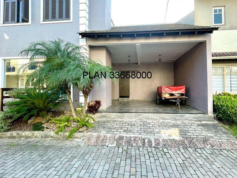 Casa na Avenida Ecoville em Condom�nio com Infra com 04 dormit�rios sendo duas su�tes. 4