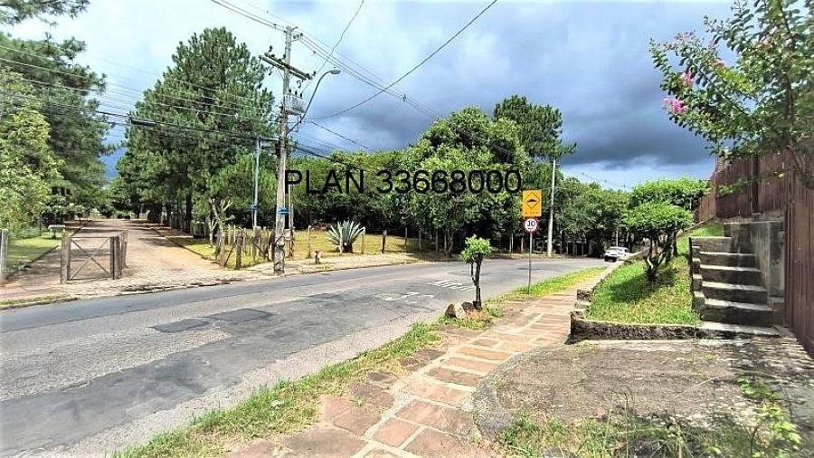 Excelente terreno na rua Zeferino Dias. 7