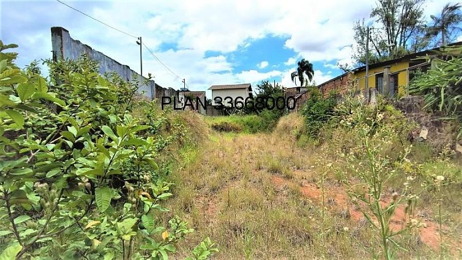Excelente terreno na rua Zeferino Dias. 4